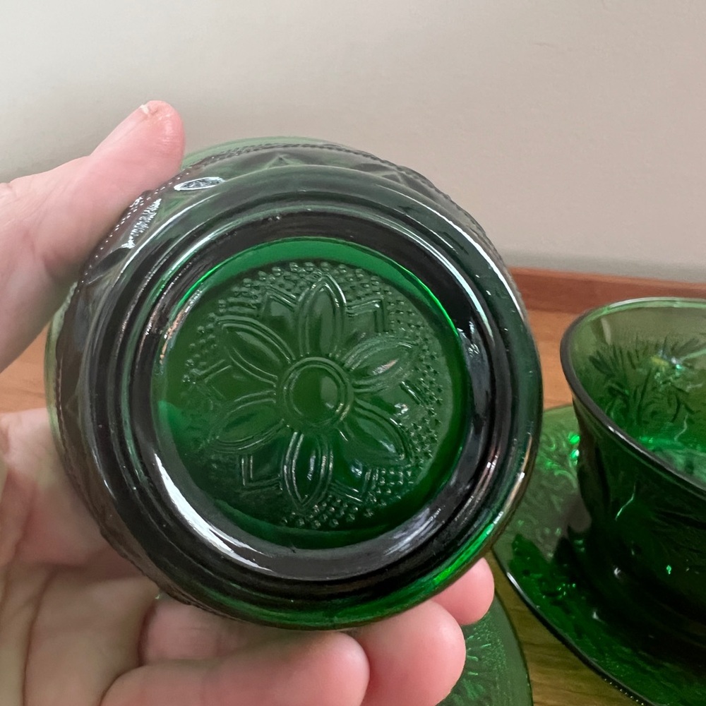 Set of 2 Anchor Hocking custard Cup and Saucer.  Forest Green depression glass. - Picture 3 of 5